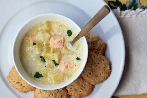 Уха из форели по-фински .на 100грамм - 60,2 ккалБ/Ж/У - 7,9/0,9/5,1 Ингредиенты: Картофель — 5 ...