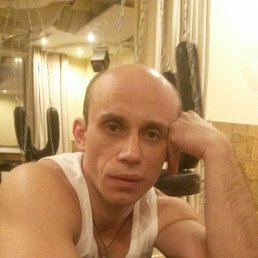 Дмитрий, 52, Гатчина
