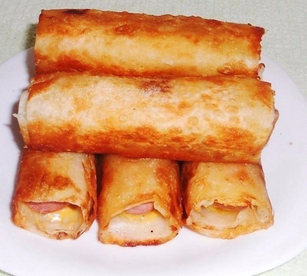 Сосиски в картофельно-сырной