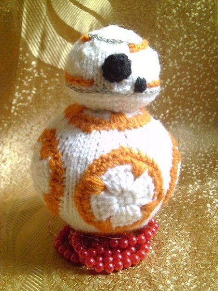 ������� ���������� BB-8 ���� �������. - 2