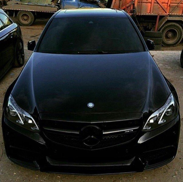 Mercedes-Benz E63 AMG