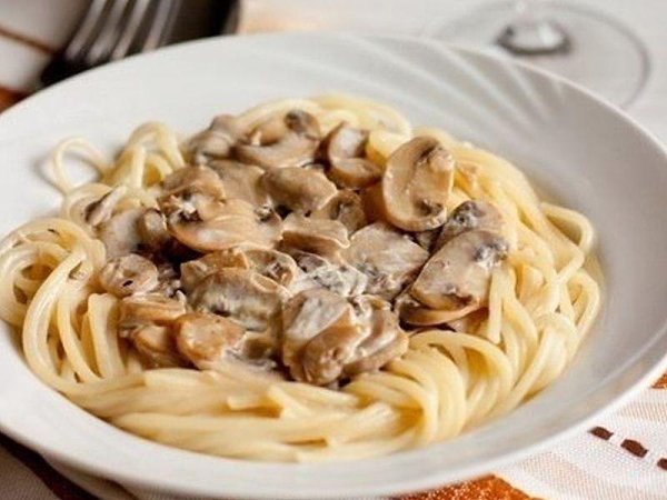 5 вкуснейших диетических рецептов пасты, просто, сытно и полезно!???? Сохрани себе!? 1. Спагетти со ...