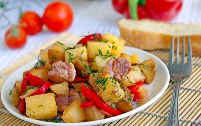 Овощное рагу с куриной грудкой .на 100грамм - 99.16 ккалБ/Ж/У - ...