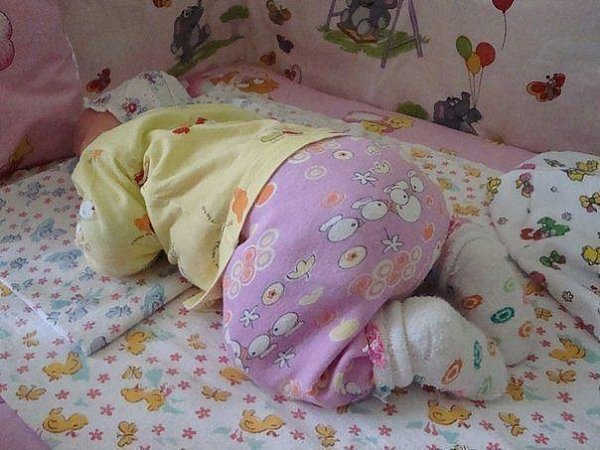Декрет - это такая работа, на которой начальника целуешь в попу с удовольствием)