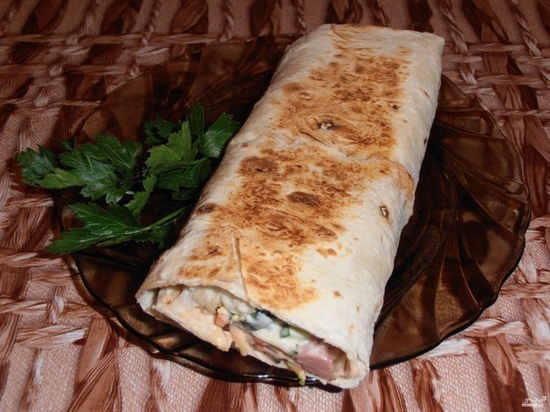 ШАУРМА С КУРИЦЕЙ И КОРЕЙСКОЙ МОРКОВКОЙ.ИНГРЕДИЕНТЫ: лаваш армянский (тонкий) 2 упаковки грудка ...