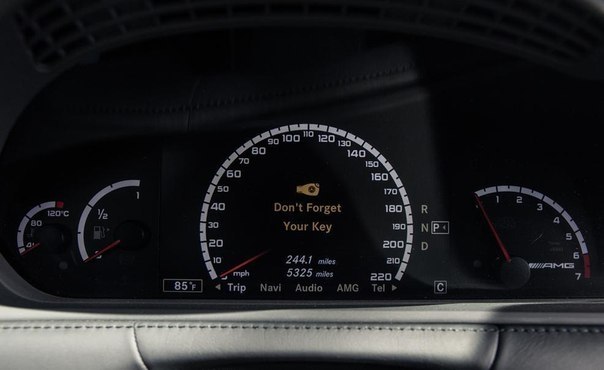Mercedes-Benz CL65 AMG - 4