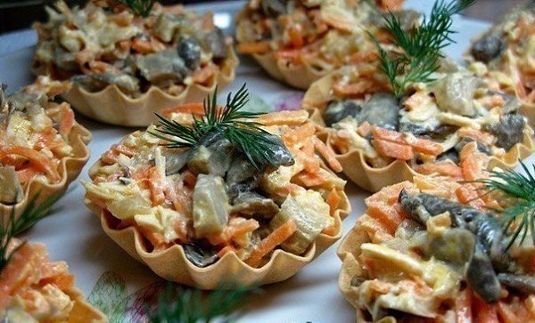 Оригинальные закуски: ТОП-5 рецептов.1) КРАБОВЫЕ ПАЛОЧКИ