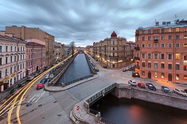 Самый литературный петербургский мост? Это гордое звание, конечно, заслуживает Кокушкин мост. ...