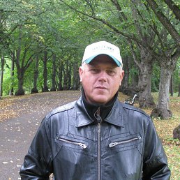 Vasili, 67, 