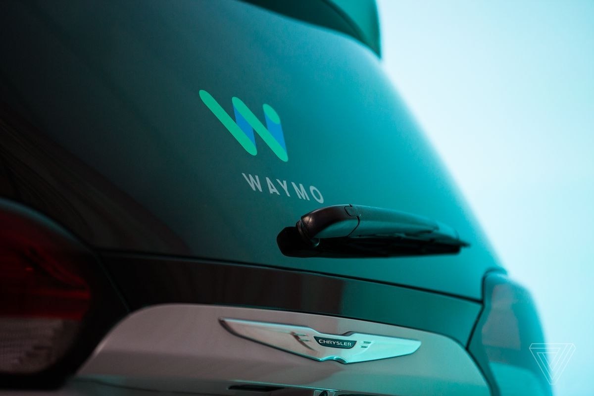 Waymo начала тестирование самоуправляемого грузовика.Компания Waymo, являющаяся подразделением ...