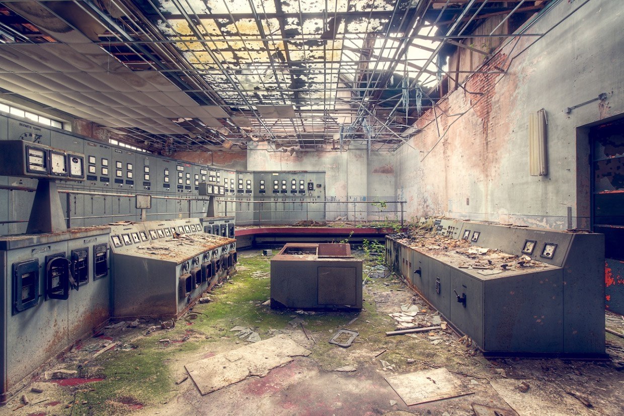     .      ... - 8