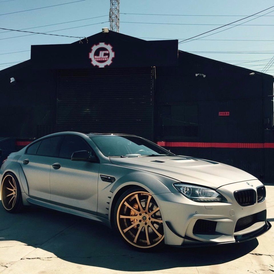 BMW M6 F06