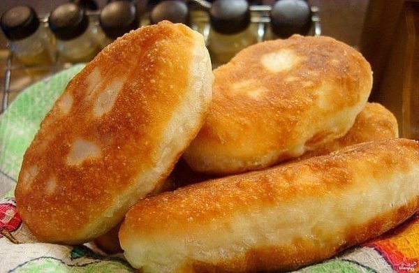 ПИРОЖКИ БЕЗ ХЛОПОТ.Пирожки получаются мягкие, вкусные и не черствеют 2-3 дня (если конечно ...