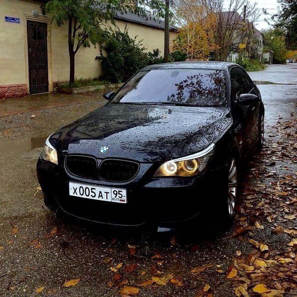 BMW M5 E60