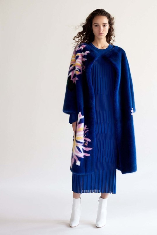 Carolina Herrera Pre-Fall 2018 - 3