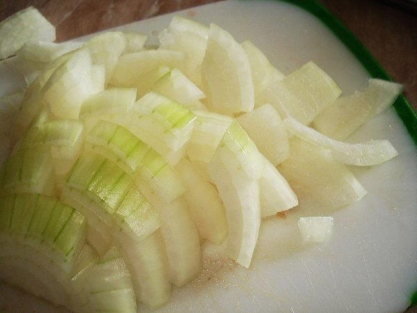 Мясо в горшочке с картофелем и сыром.Мясо в горшочке — простое в приготовлении блюдо. Ваши родные и ... - 3