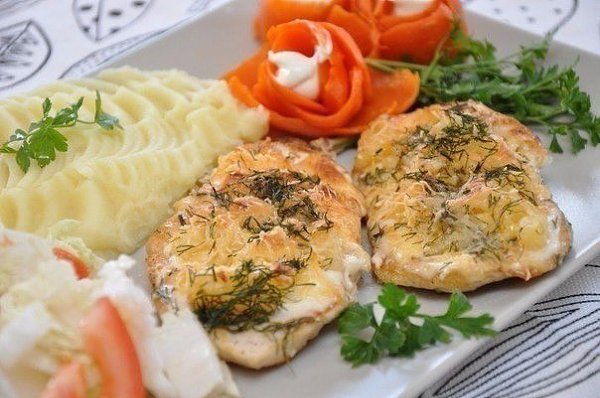 ТОП-6 ужинов из куриной грудки .1. Куриная грудка в грибном соусеИнгредиенты: Куриная грудка — 1 ... - 6