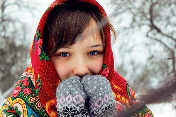 А что дальше? А дальше — зима….Вальс снежинок под пенье метели,Новогодней поры кутерьма,В каждом ...