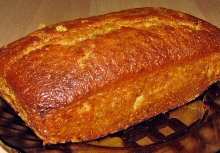 Быстрый пирог к чаю. Нет проще!!! Тесто: стакан кефира, 3 яйца, 0,5 ч. ложки соды, соль, сливочное ...