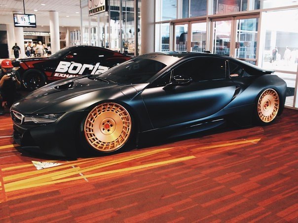 i8