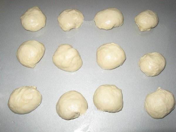 Жареные сосиски в тесте.Вкуснейшие, мягчайшие, воздушные, горяченькие... жареные сосиски в тесте. ... - 3