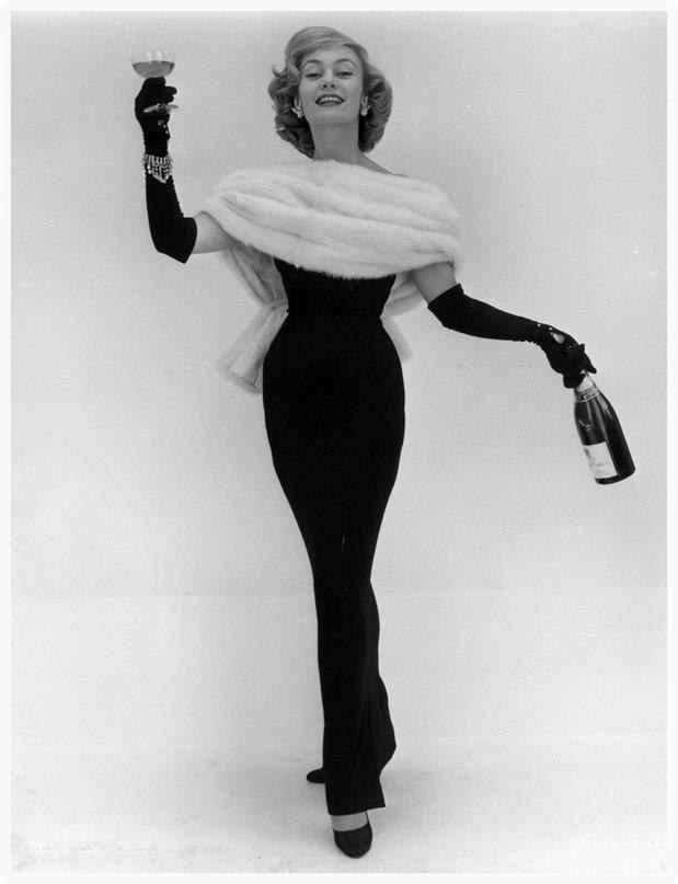 Jean Dawnay  oa   oee oa Dior, 1956 .