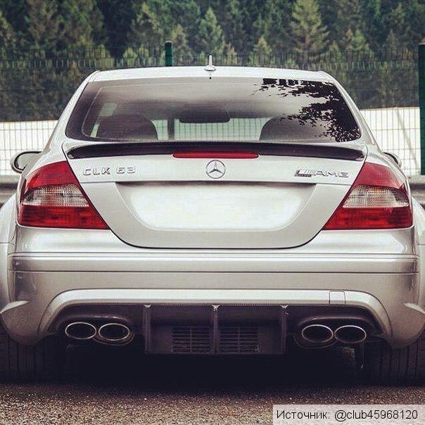 Mercedes-Benz CLK63 AMG