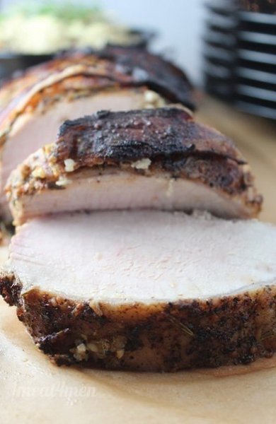 Запеченная свинина с розмарином и чесноком. 2 кг свиной корейки 3 столовые ложки бальзамического ... - 10