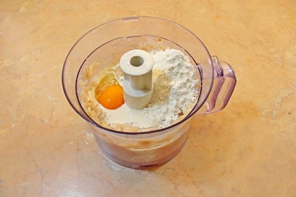 Рыбные котлетки.Ингредиенты:Филе белой рыбы (например, минтай) — 500 гЯйцо — 1 шт.Сливки (10-15%) — ... - 2