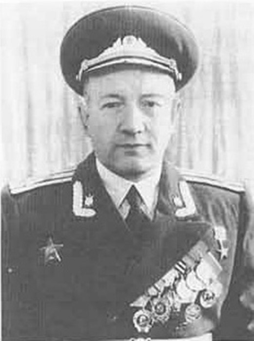 Роберт Сергеевич Зурабов, (26 октября 1904 - 4 августа 1991) - Герой Социалистического Труда, ...