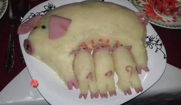 Бюджетное блюдо выходного дня: картофельное пюре с колбаской!))