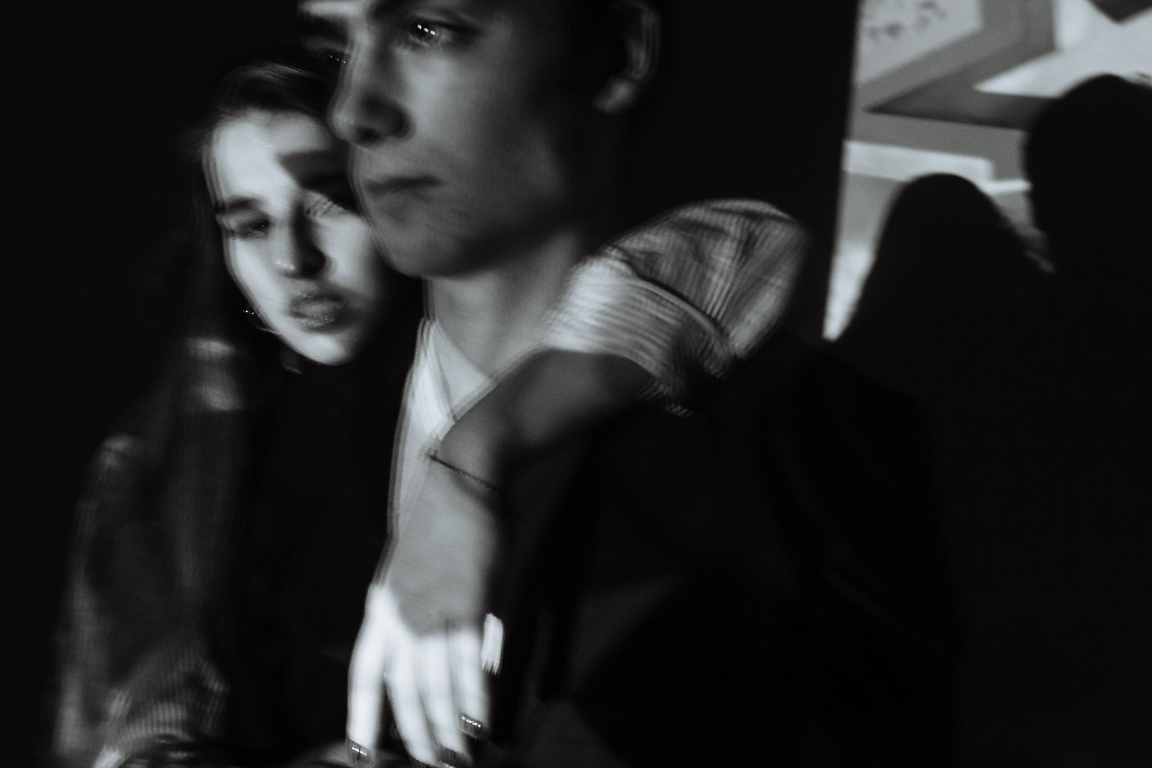 Ph: [id1990526| ] - 9