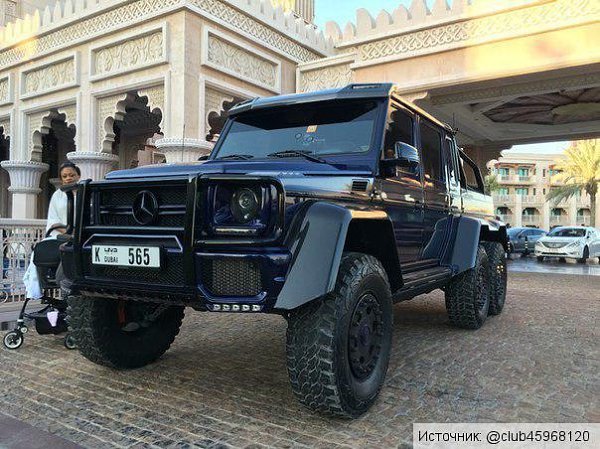 G63 Brabus 700 6x6