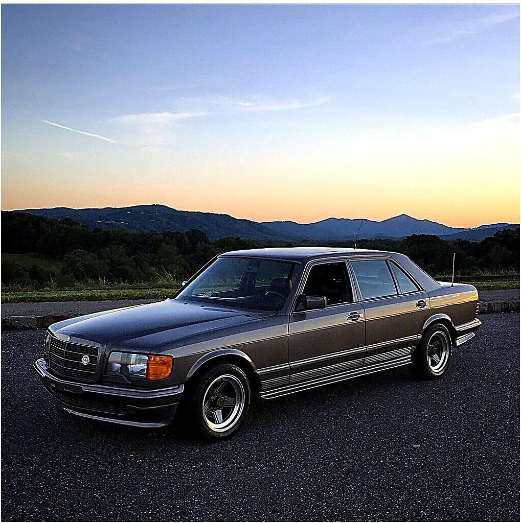 Mercedes-Benz W126