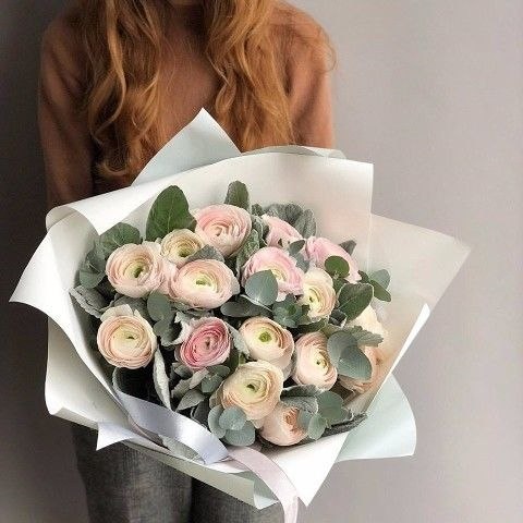 Желаю каждой найти мужчину, который прежде, чем прикоснуться к губам, будет целовать ваши руки… - 3