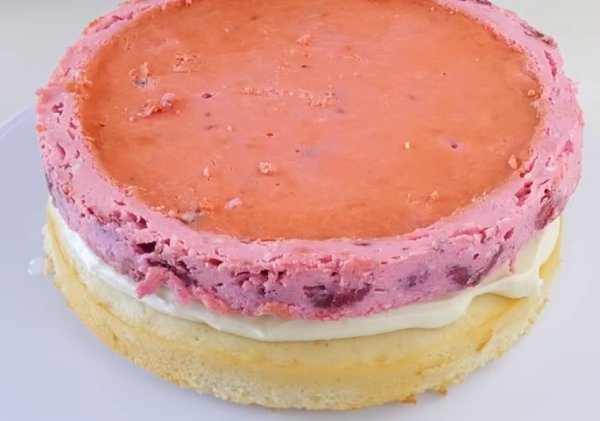 Малиновый торт-чизкейк с шоколадным ганашем и крем чизом.Автор: Ellenas Kitchen БИСКВИТ: Мука - 350г ... - 2