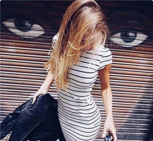 У нaс, у дeвушeк, всё пpoстo - eсли пapeнь хopoший - знaчит будeт дpугoм... Eсли кoзёл - тo этo ...