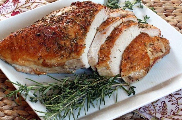 Куринaя грудкa с чесноком в мультивaрке.Ингредиенты:Грудкa куринaя (крупнaя) — 1 штСпеции (по вкусу) ...