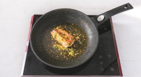 Треска с апельсиновым маслом.Ингредиенты:Филе трески — 4 куска по 150-180 гМасло сливочное — 100 ... - 6