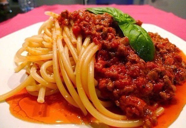 ТОП-6 вкуснейших рецептов пасты для вашего стола.1) ПАСТА С ТОМАТНЫМ СОУСОМИнгредиенты: паста - 250 ... - 2