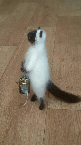 #игрушки@fan_handmade.Кот любит сметану и совершенно равнодушен к мышам!)))Но хозяйка угощает его ...