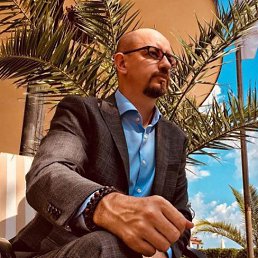 Victor, 45, 