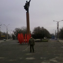 Victor, , 61 