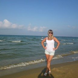 elena, 45, 