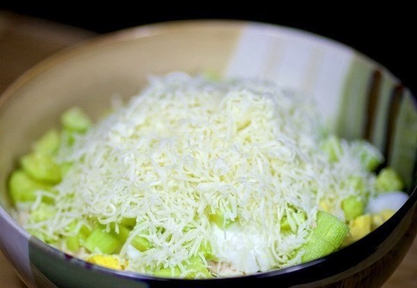 Салат с морковью по-корейски.Вкуснейший рецепт салата с нежными кусочками курицы, свежими огурцами, ... - 5