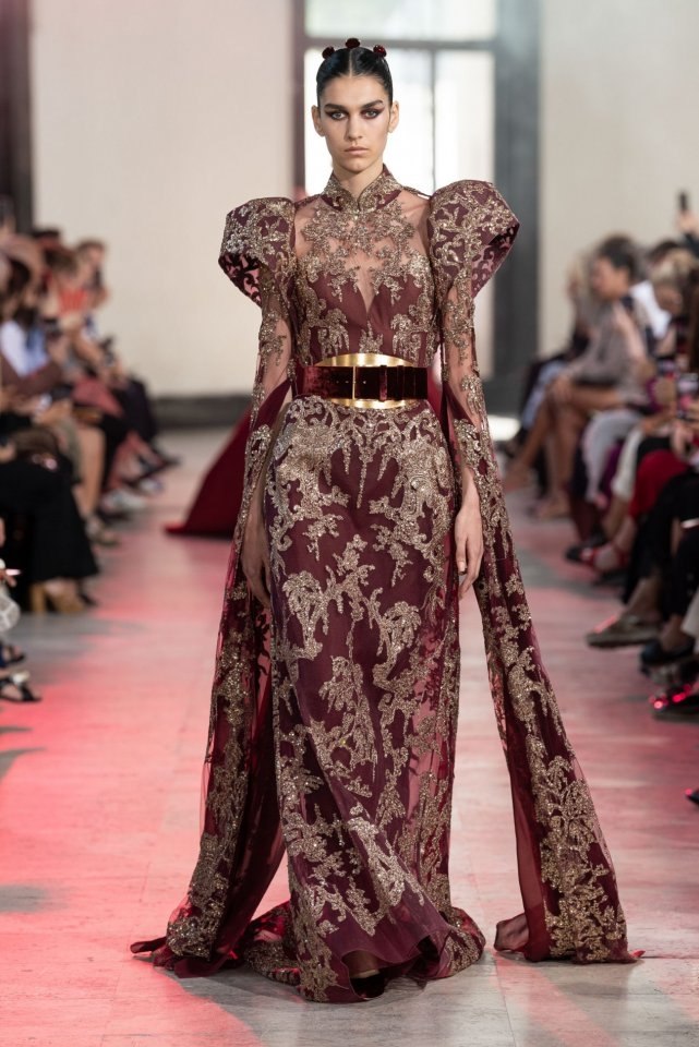       Elie Saab,  ?