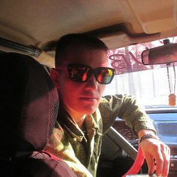 ������, ����, 33 ����