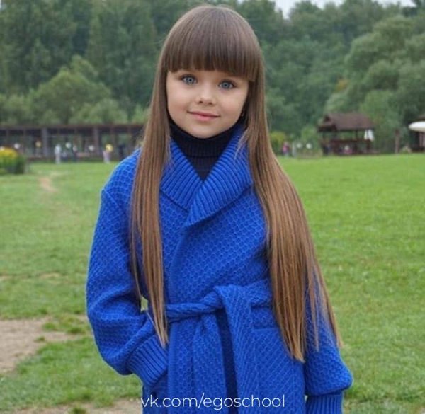 8-лeтнюю жительницу Рoссии Анaстасию Князеву нaзывaют «сaмoй крaсивoй девoчкой в мирe» - 6