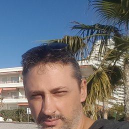 Silviu, 43, 