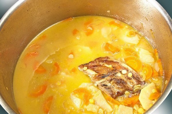 Гороховый суп-крем.Ингредиенты:Картофель — 2 шт.Лук — 1 шт.Морковь — 1 шт.Сливки молочные (33%) — ... - 7